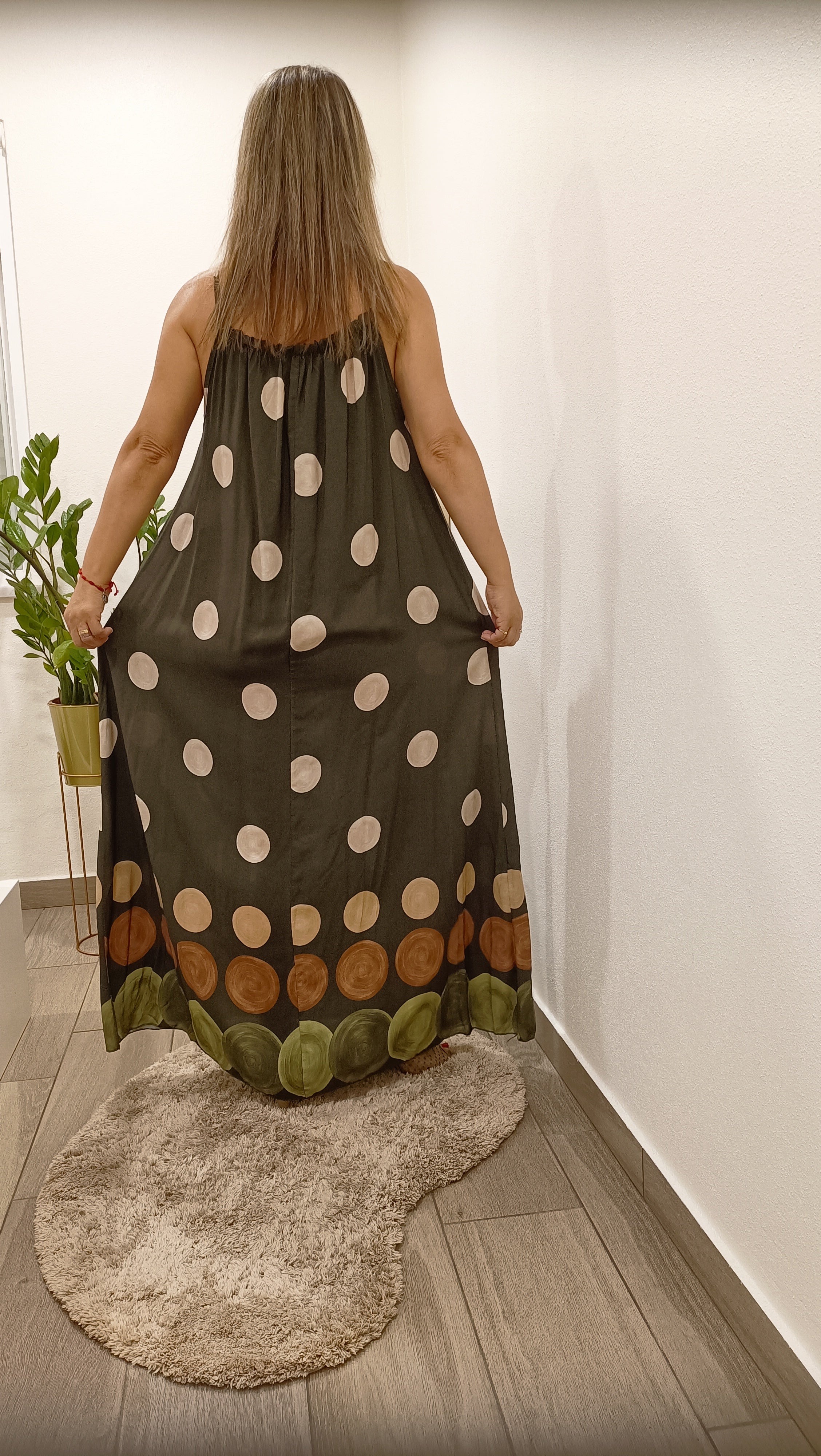 Aurora - Vestido Bolinhas Maxi Elegante