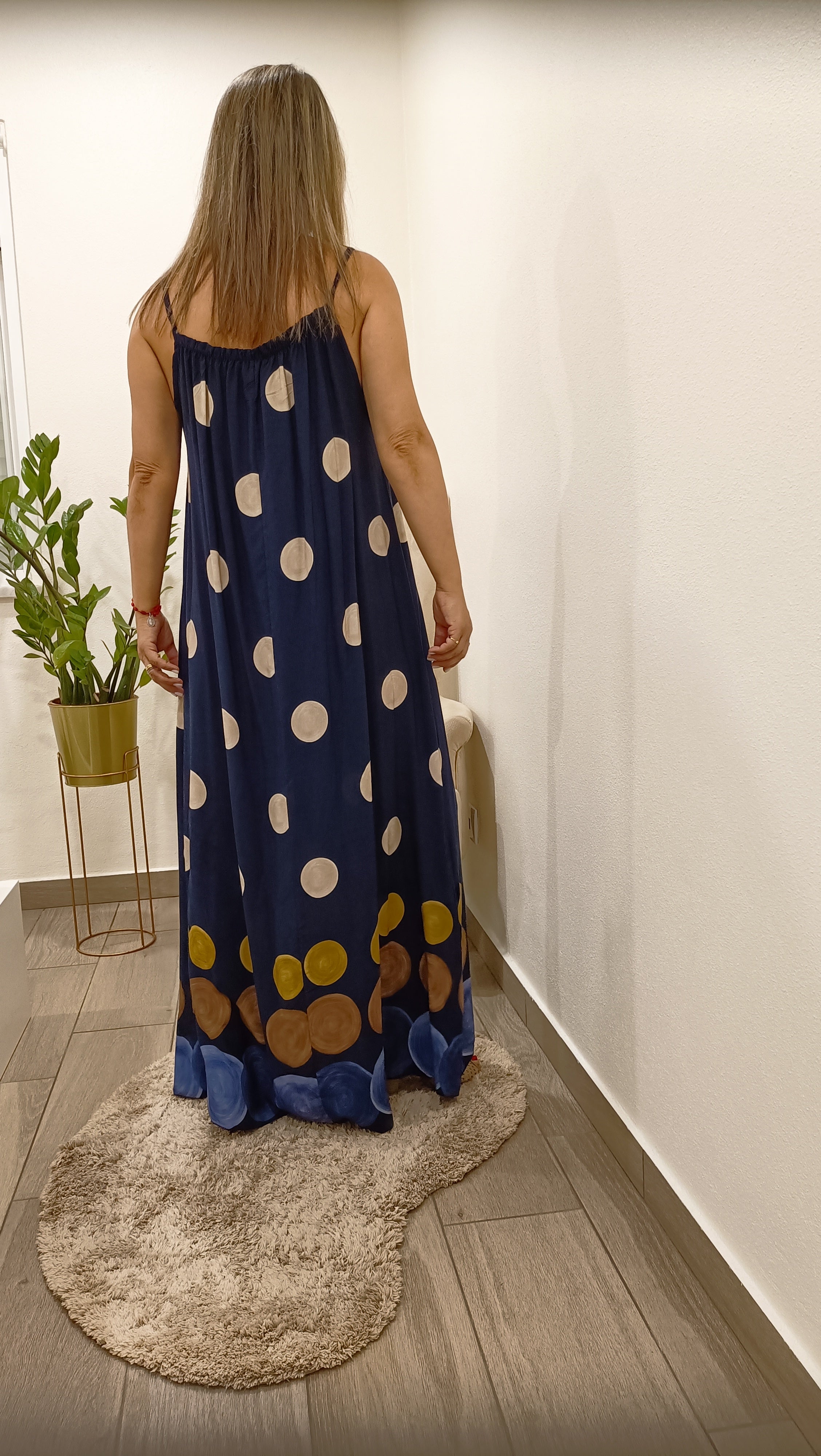 Aurora - Vestido Bolinhas Maxi Elegante